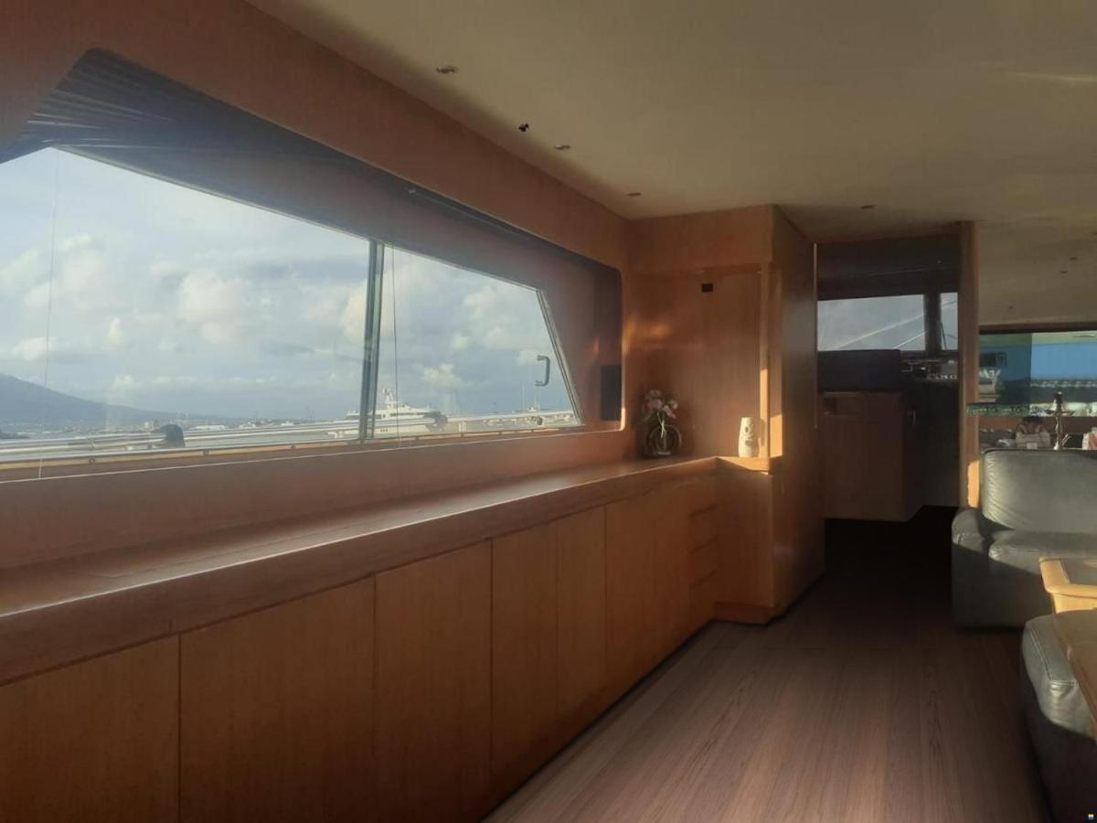 מלון ארבאטקס Boat & Breakfast Lucretia, Luxury Yacht מראה חיצוני תמונה