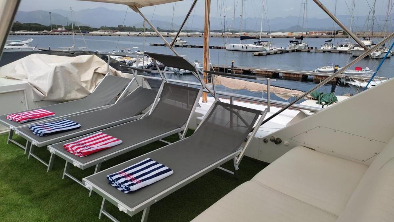 מלון ארבאטקס Boat & Breakfast Lucretia, Luxury Yacht מראה חיצוני תמונה